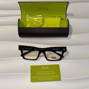ILLA Giulia C41G Tortoise Shell Glasses with Case 53 eye 18 bridge NWOT